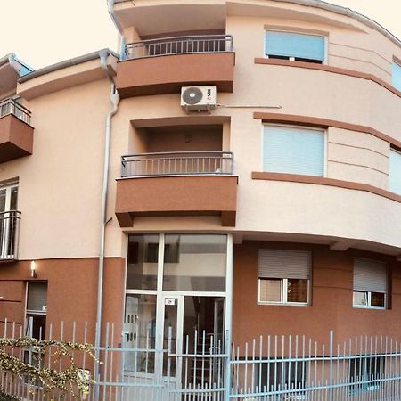 Athos Apartments Nis Exterior photo